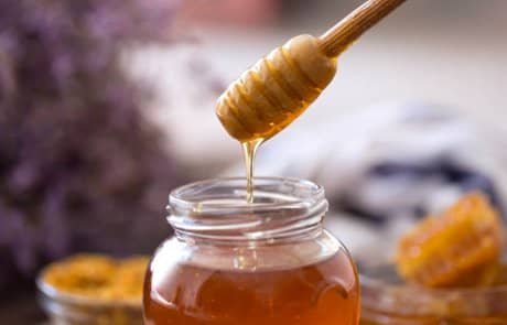 דבש לבריאות – מה יקרה לך אם תאכל כל יום כף דבש